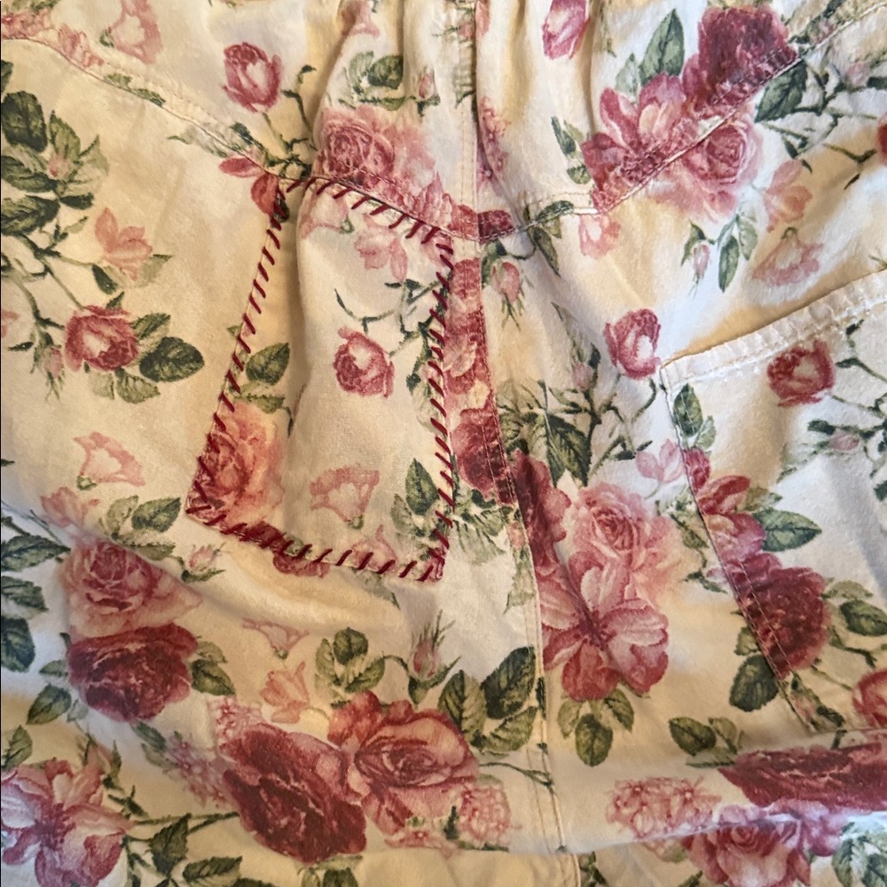 Floral Print Women’s Jeans - Pink Roses - Picture 6 of 8
